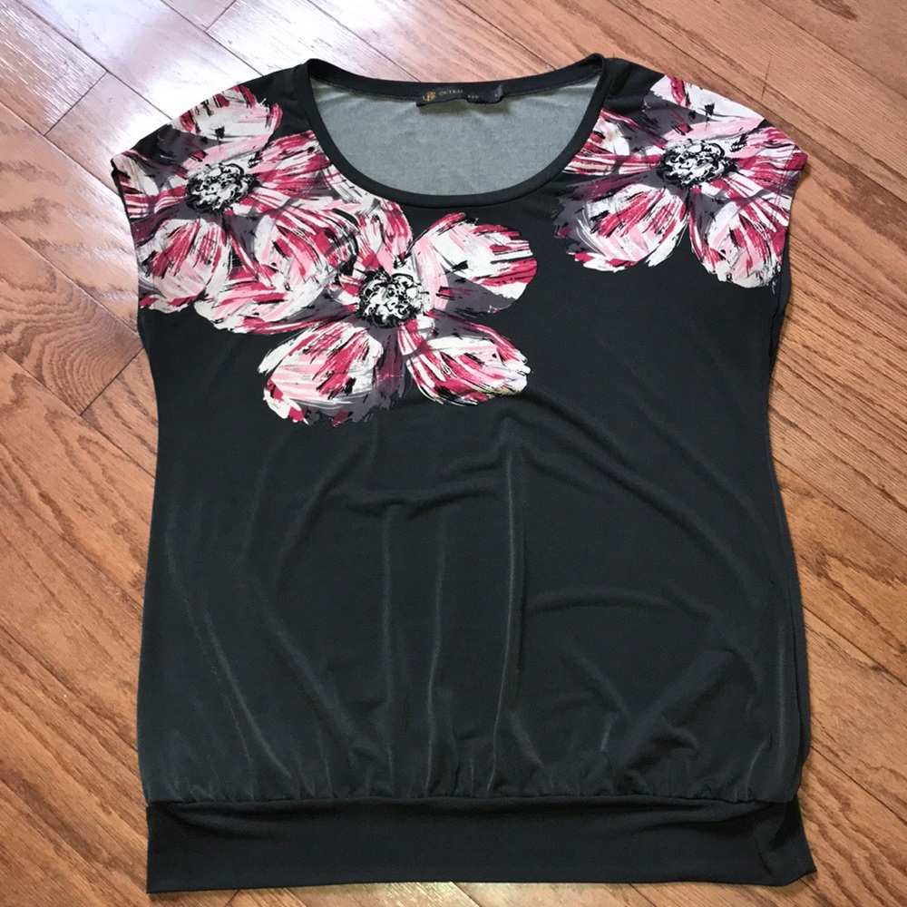 Floral Top!